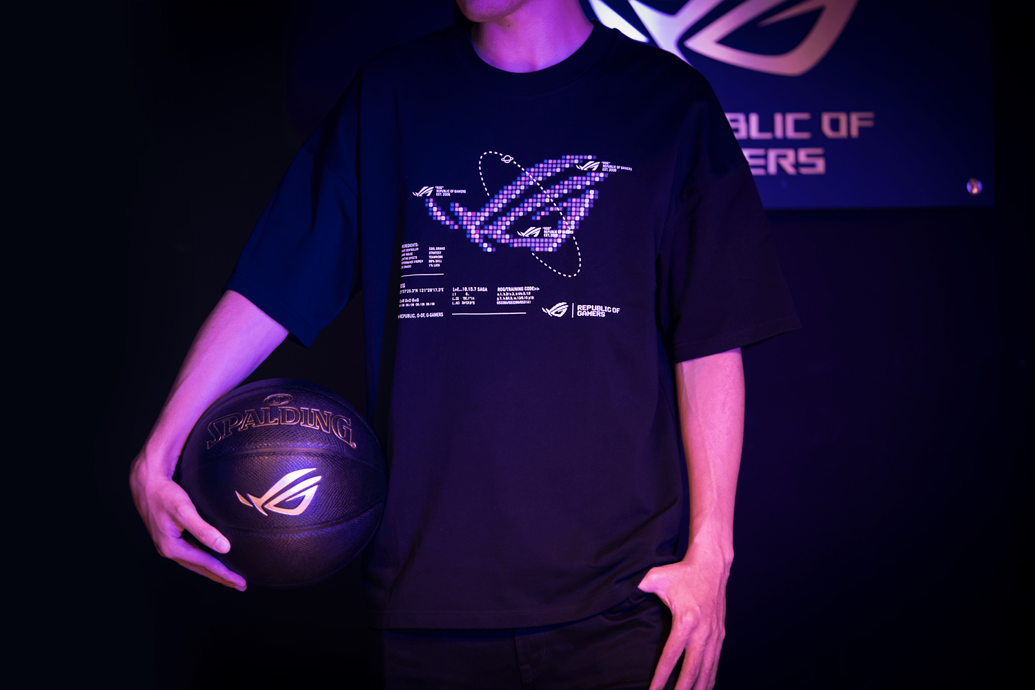le T-shirt ROG PixelVerse particulièrement agréable à porter